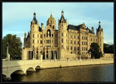 Картина Шверинский замок (Schwerin Castle)