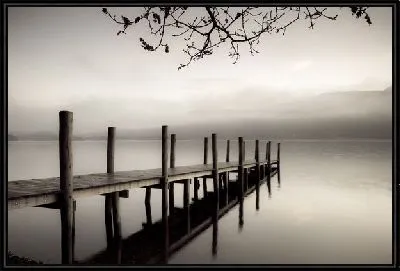 Пирс у озера в тумане (Pierce Lake in fog)