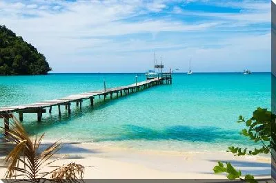 Причал у берега океана (Berth)