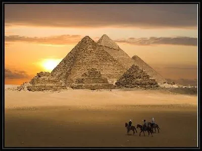 Пирамиды в Египте (Pyramids in Egypt)