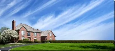 Постер Сельский кирпичный дом на фоне облаков (Rustic brick house on a background of clouds)