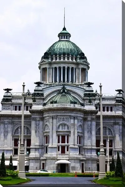 Постер Замок в Тайланде (Castle in Thailand)