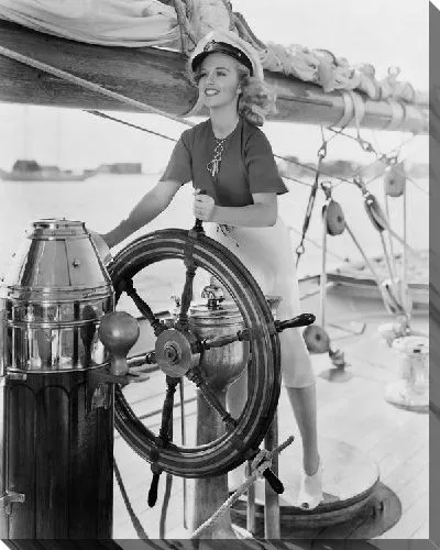 Постер Женщина у руля яхты (The woman at the helm of the yacht)