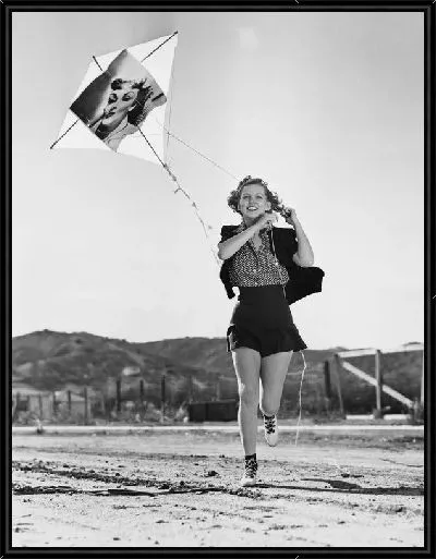 Картина Девушка с воздушным змеем (A girl with a kite)