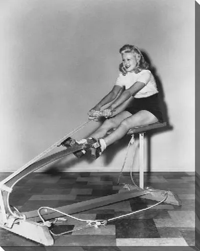 Постер Девушка на тренажере (The girl on the simulator)