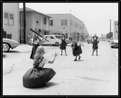 Картина Дети играют в бейсбол (Children play baseball)