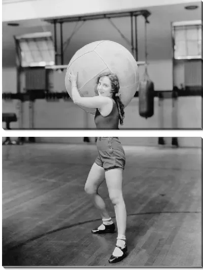 Модульная картина Женщина с мячом (Woman with ball)