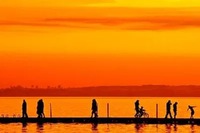Плакат На причале (On the quay)