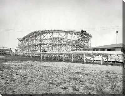 Постер Аттракцион (attraction)