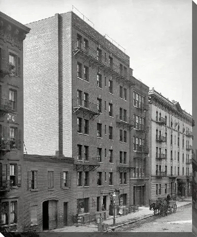 Постер Фасад дома в Нью-Йорке (Facade)