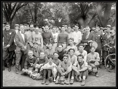Картина Групповой портрет (Group Portrait)
