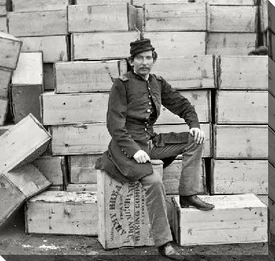 Постер Мужчина рядом с ящиками (A man near the crates)