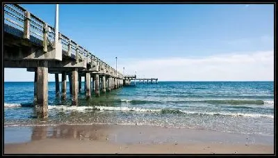 Картина Пляж возле причала (The beach outside the berth)