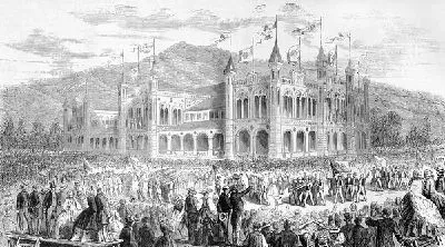 Плакат Скопление людей возле замка (A crowd of people near the Castle)