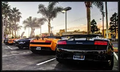 Картина Автомобили на парковке (Cars in the parking lot)