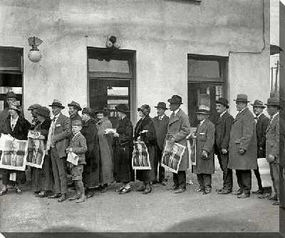 Постер На выборах (In elections)