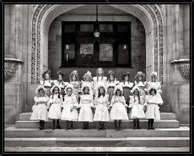 Картина Дети на лестнице (Children on the stairs)