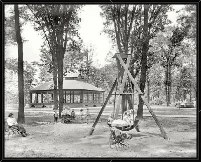 Картина Дети в парке (Kids in the Park)