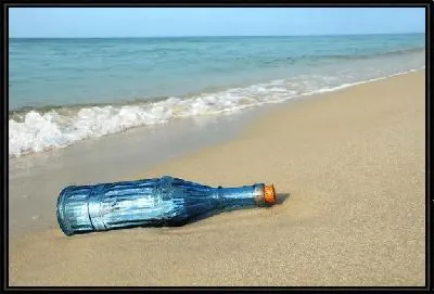 Картина Бутылка на пляже (Bottle on the beach)
