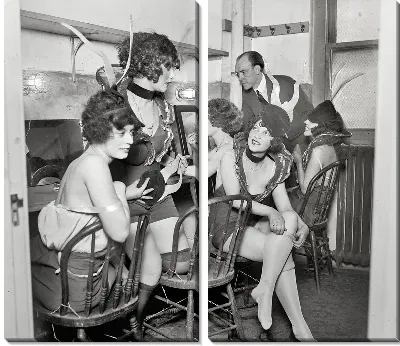 Актрисы в гримерке (Actress in a dressing room)