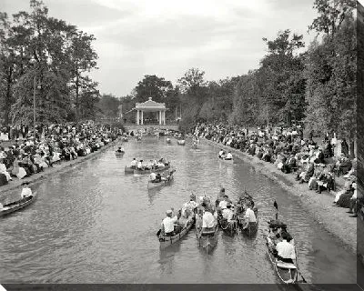 Постер Люди в лодках (Boat people)