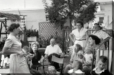 Постер Семья (Family) №7