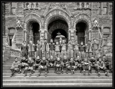 Картина Команда на ступеньках (The team on the steps)