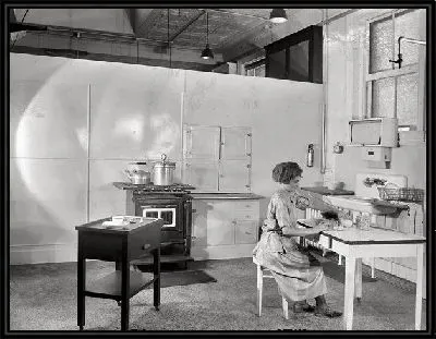 Картина Женщина на кухне (A woman in the kitchen)