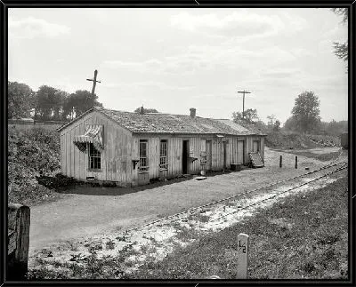 Картина Полустанок (Halt)