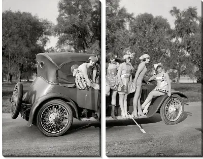 Модульная картина Девушки на подножке автомобиля (Girls on the steps of the car)