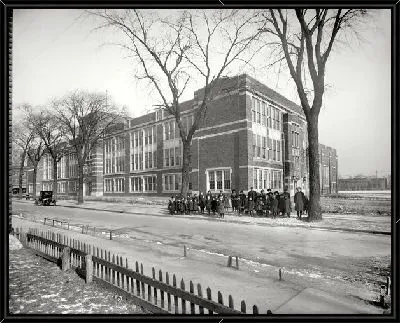 Картина Дети возле школы (Children near school)