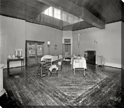 Процедурный кабинет (Treatment room)