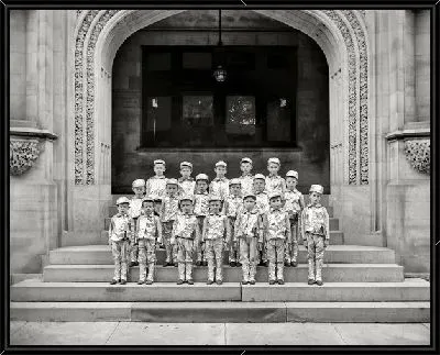 Картина Дети в костюмах (Children in costumes)