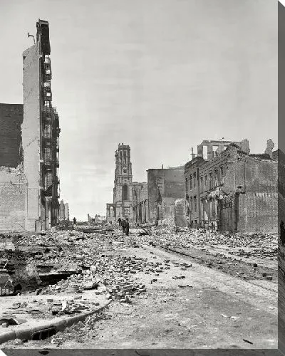 Постер Разрушенная улица (Ruined streets)