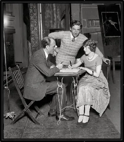 За письменным столом (Behind the desk)