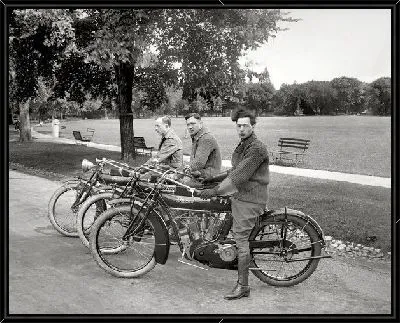 Картина Мопеды (Mopeds)