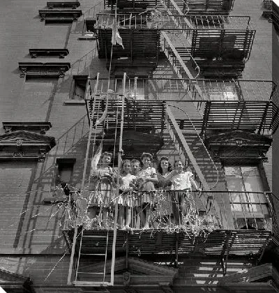 На балконе (On the balcony)