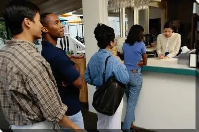 Постер В ресторане №2