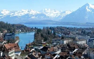 Плакат Панорама города в Швейцарии