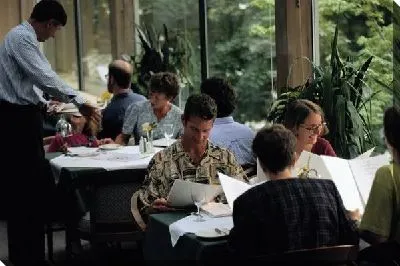 Постер В ресторане №13