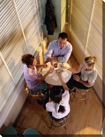 Постер В ресторане №31