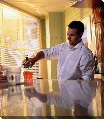 Постер В ресторане №35