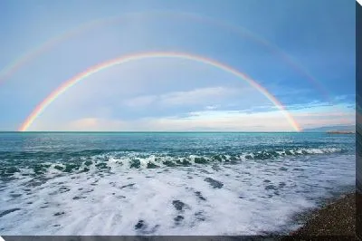 Двойная радуга над морем