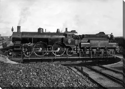 Постер Паровоз (The locomotive)