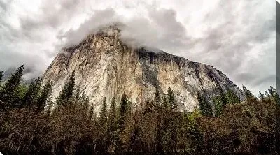 Постер Гора в облаках (Mountain in the clouds)