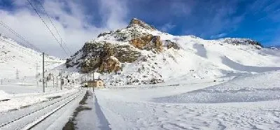 Плакат Зимняя панорама горы Бернина в Альпах