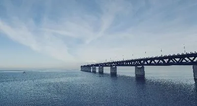Плакат Мост в море