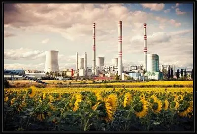 Картина Завод на фоне подсолнухов