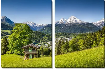 Модульная картина Домик на лугу на фоне гор