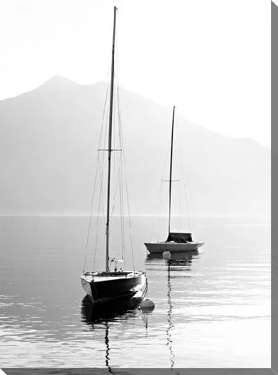 Постер Лодки на фоне гор